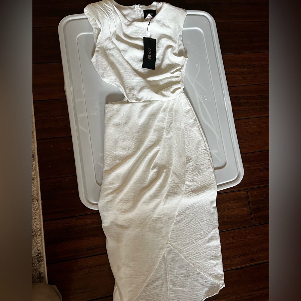 DO + BE - Size Small - White - Bridal/ Bachelorette